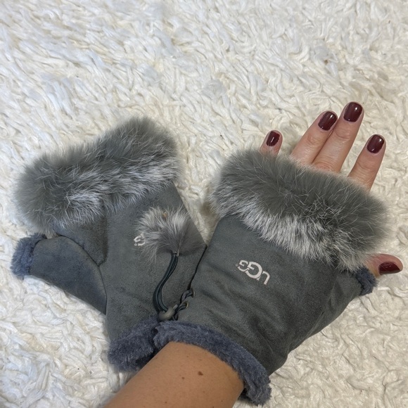 UGG Accessories - UGG Gray Fur-Trimmed Gloves